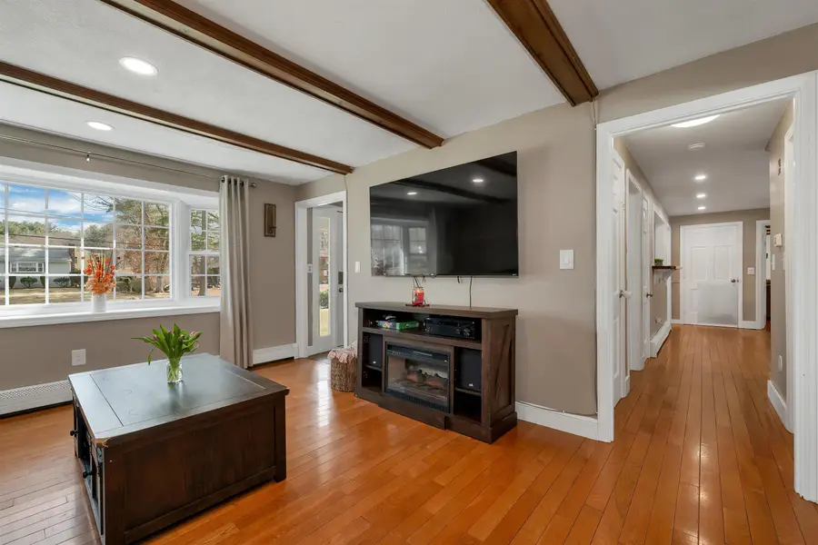 27 Cole Street, Salem, NH 03079 - #2