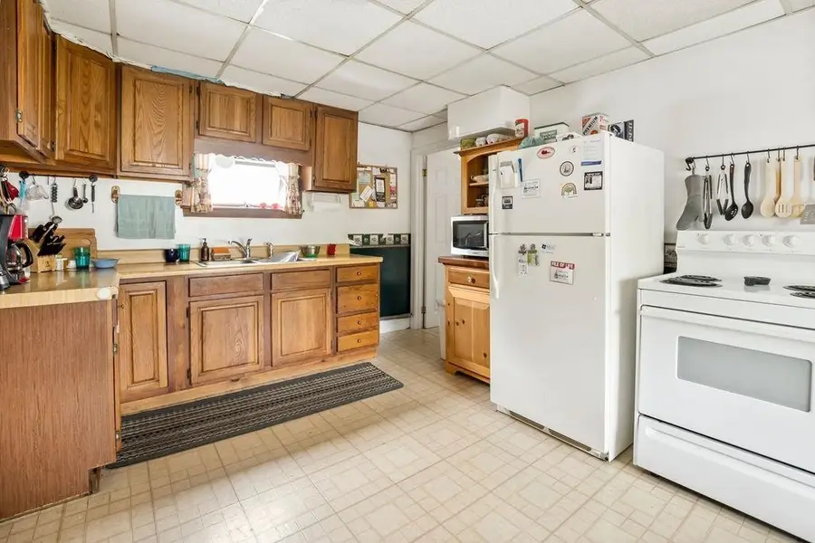 17 Bridge Street, Pittsfield, NH 03263 - #2