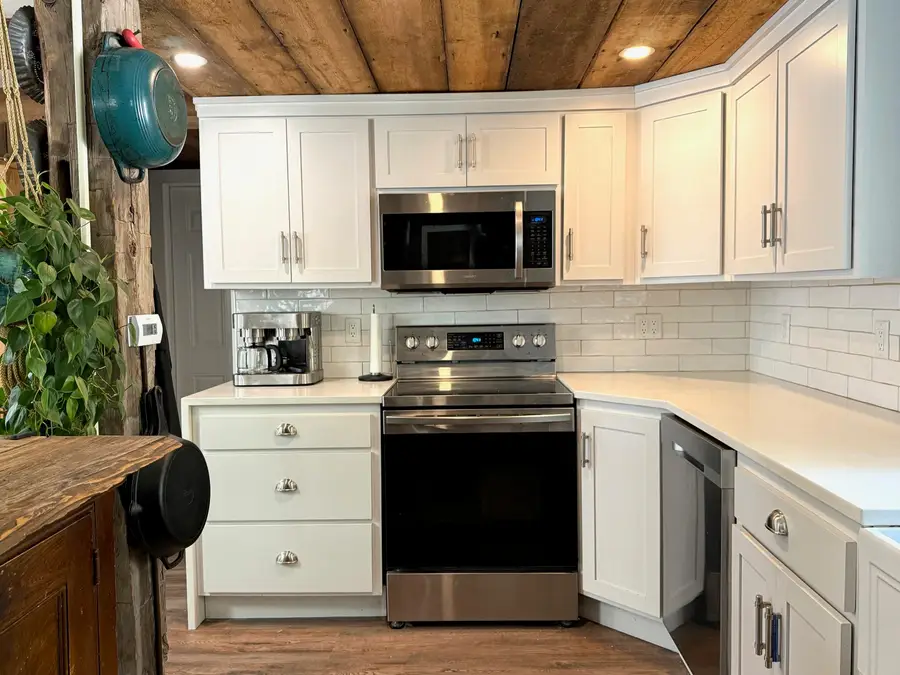 1829 West Jamaica Road, Jamaica, VT 05343 - #3