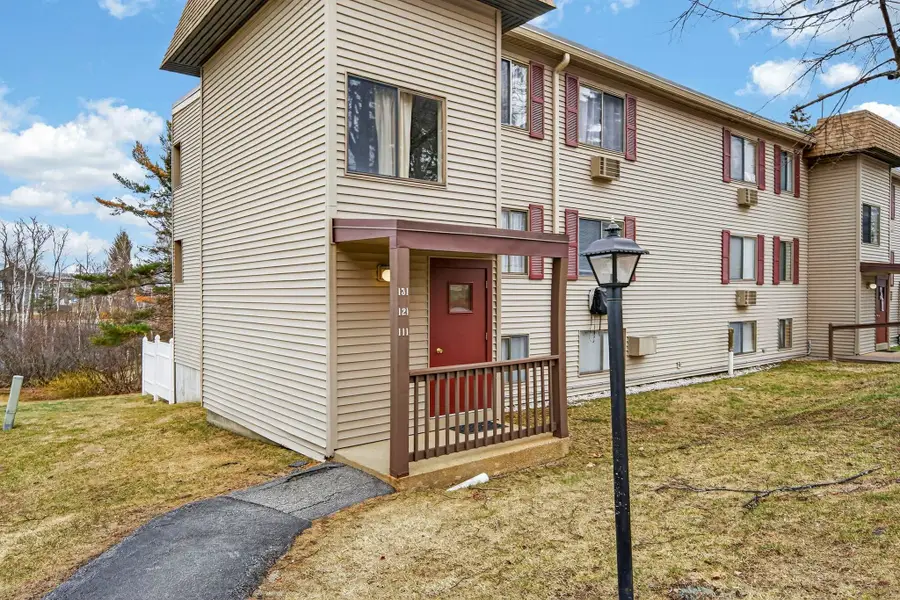 9 Treetop Circle #111, Laconia, NH 03246 - #2