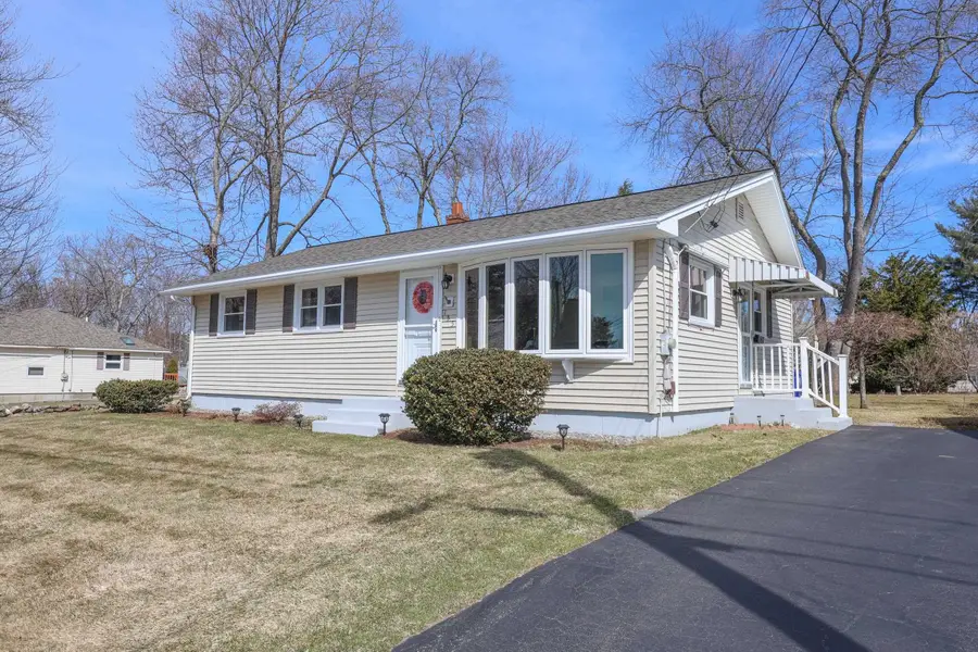 155 Woodbine Avenue, Manchester, NH 03109 - #3