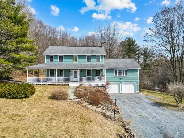 76 Red Tail Lane, Charlotte, VT 05445