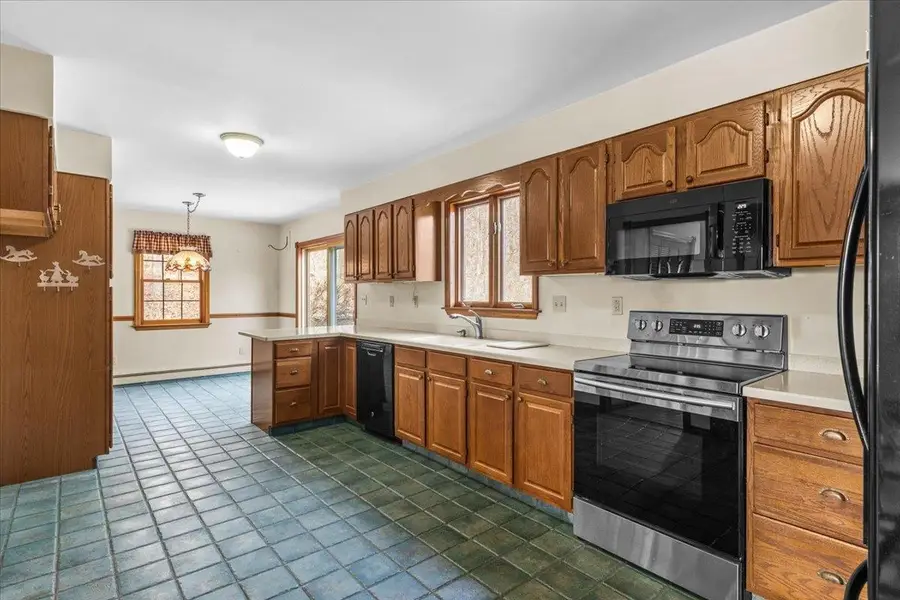 76 Red Tail Lane, Charlotte, VT 05445 - #3