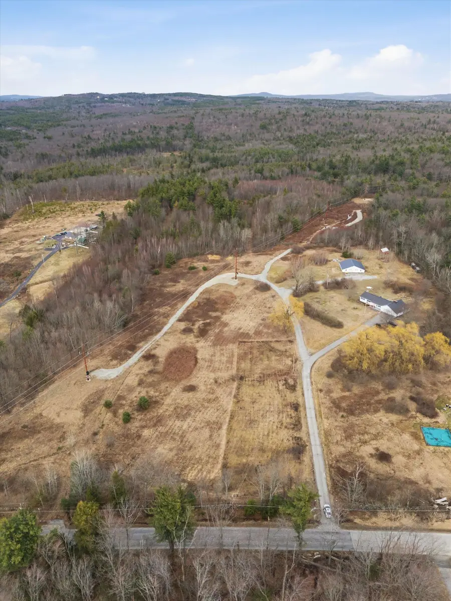 629 635 Fourth Range Road, Pembroke, NH 03275 - #2