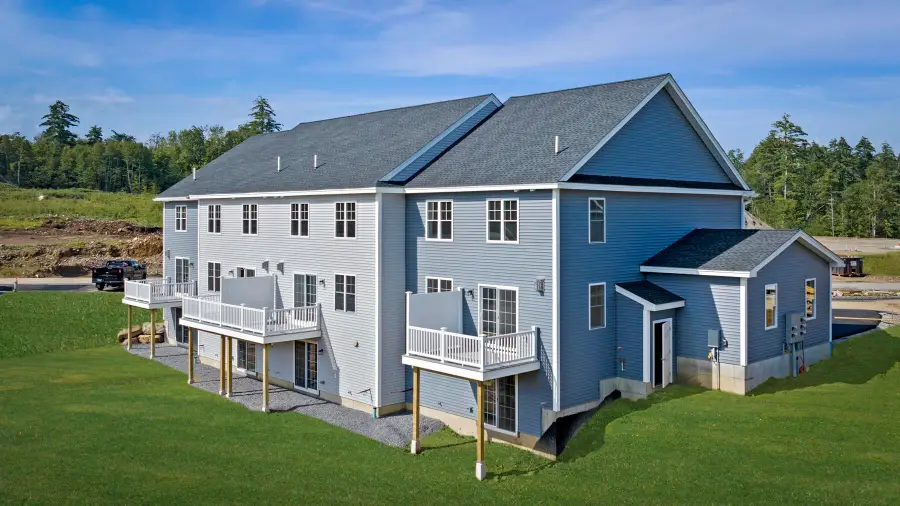 75 Crestview Way, Raymond, NH 03077 - #3