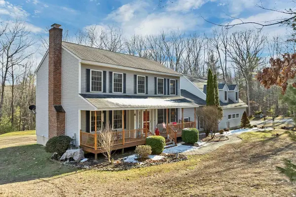 59 Davis Crossing Road, New Durham, NH 03855