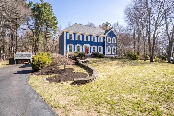 37 Alexander Drive, Hampton, NH 03842