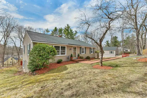 716 Exeter Road, Hampton, NH 03842