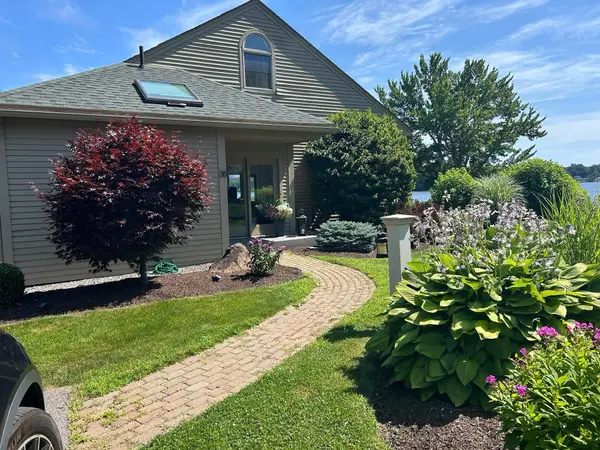 38 Crane Circle, Laconia, NH 03246