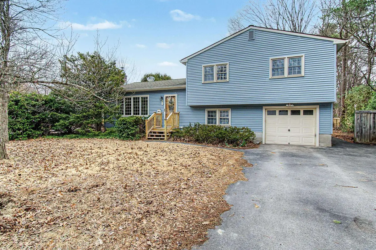 6 Clover Street, South Burlington, VT 05403 - #1