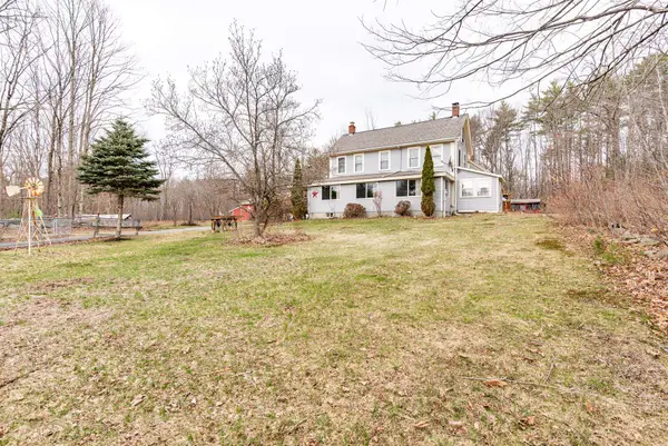 671 Washington Street, Barrington, NH 03825