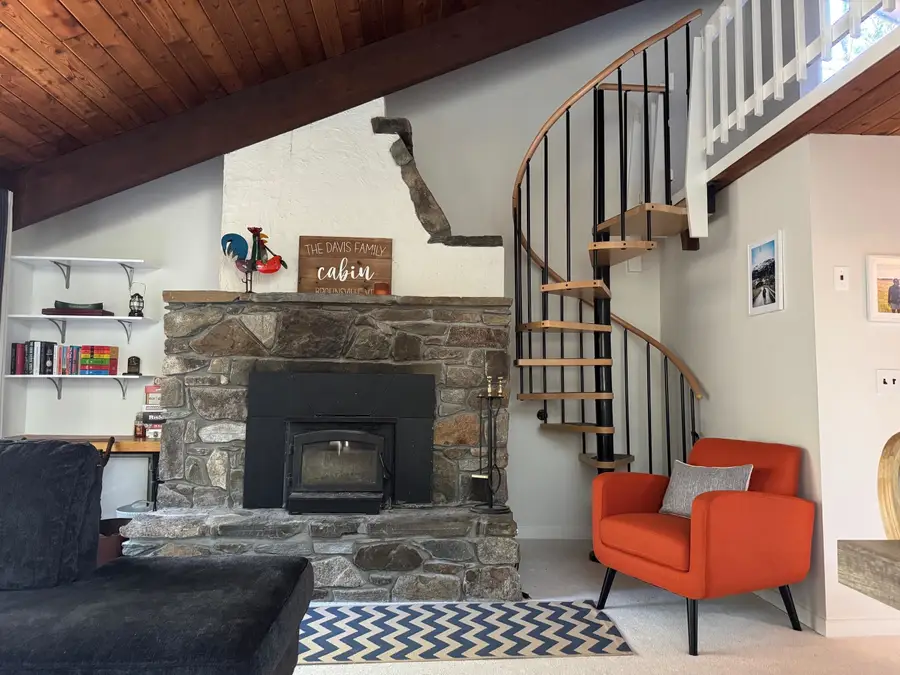 290 Village Lane, Brownsville, VT 05037 - #3