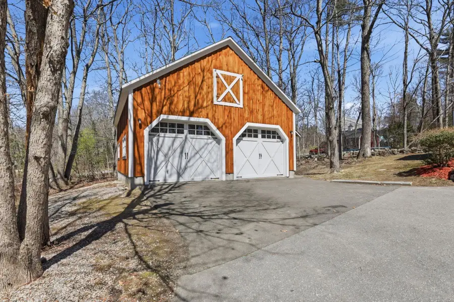 11 Elwood Road, Derry, NH 03038 - #2