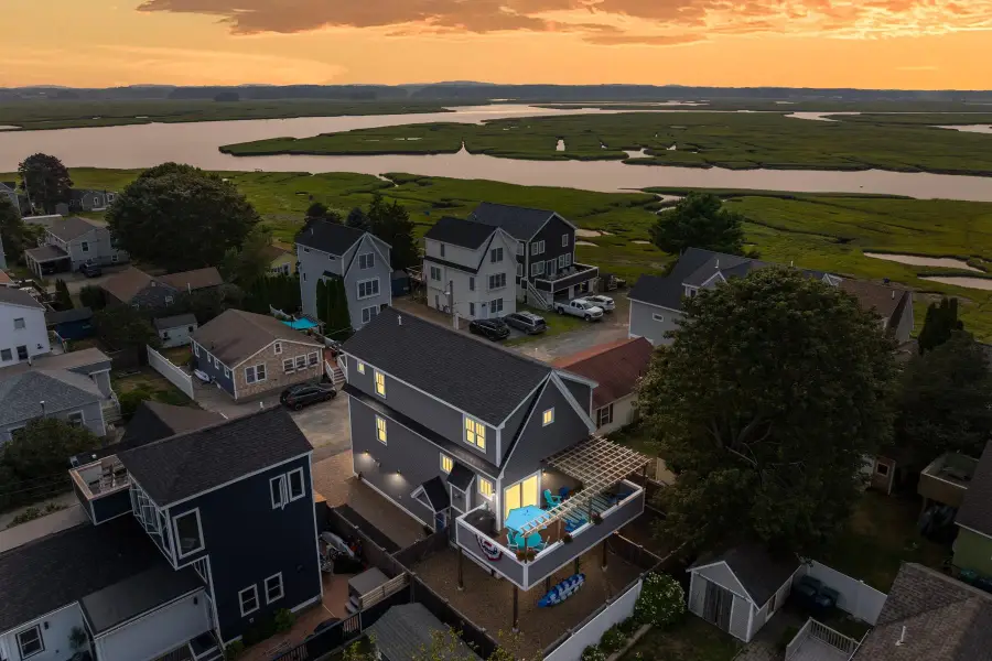 6 Cora Avenue, Hampton, NH 03842 - #3