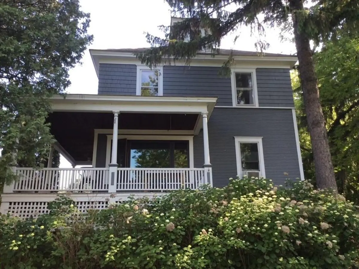 460-462 Colchester Avenue, Burlington, VT 05401 - #1