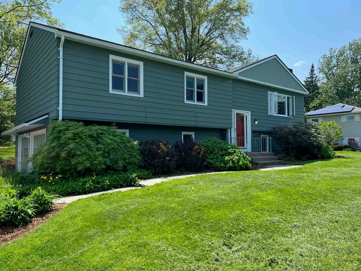 338 Collamer Circle, Shelburne, VT 05482 - #1