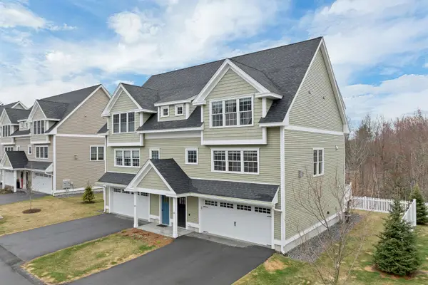 38 Green Road, Newmarket, NH 03857