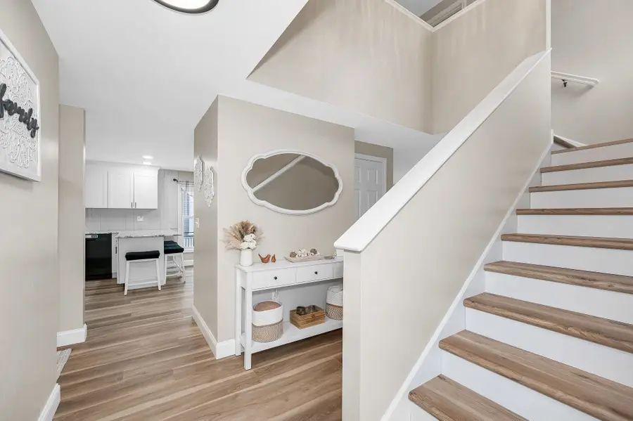 61 Barbara Lane, Hudson, NH 03051 - #3