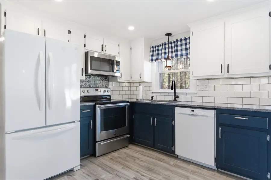 5 Stafford Road, Nashua, NH 03062 - #3