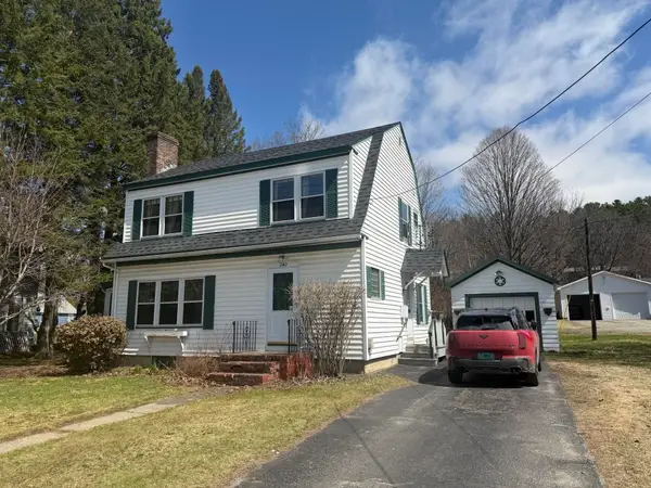 240 Sias Avenue, Newport City, VT 05855