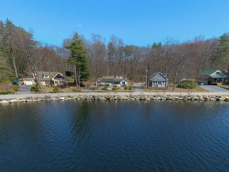 122 Wash Pond Road, Hampstead, NH 03841 - #3