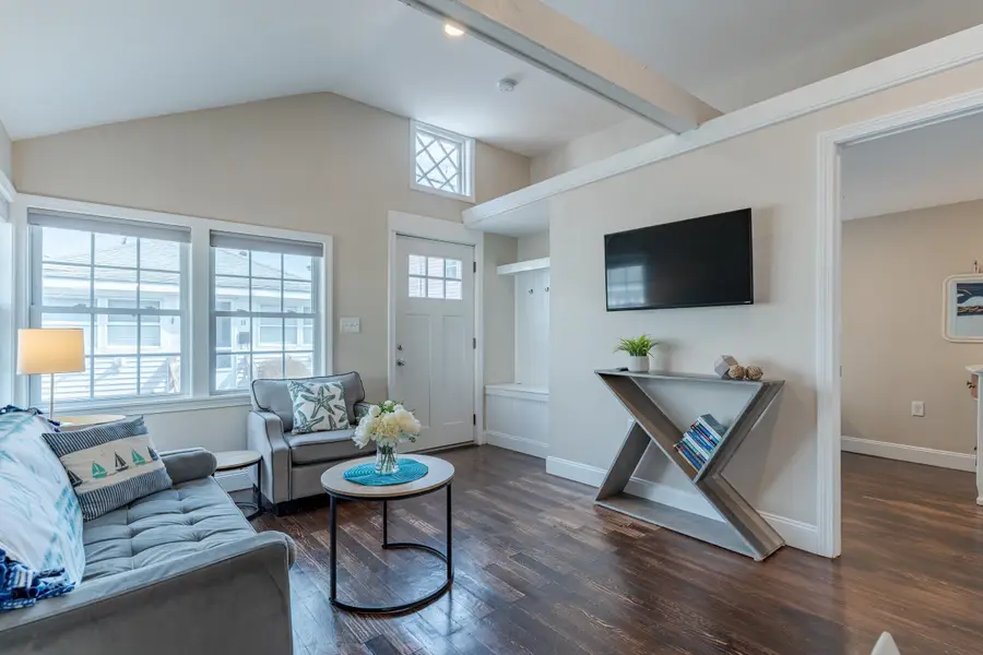 17 Kentville Terrace, Hampton, NH 03842 - #2