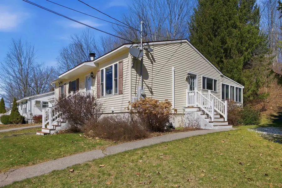 34 Valley Street, Laconia, NH 03246 - #3