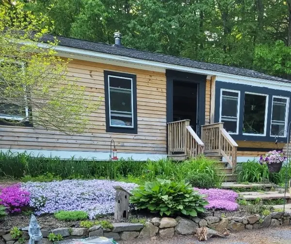 8 Jennifer Street, Danville, NH 03819