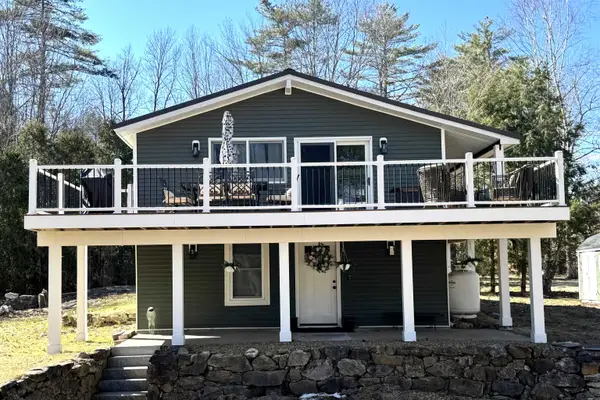 10 Circle Drive, Barnstead, NH 03225