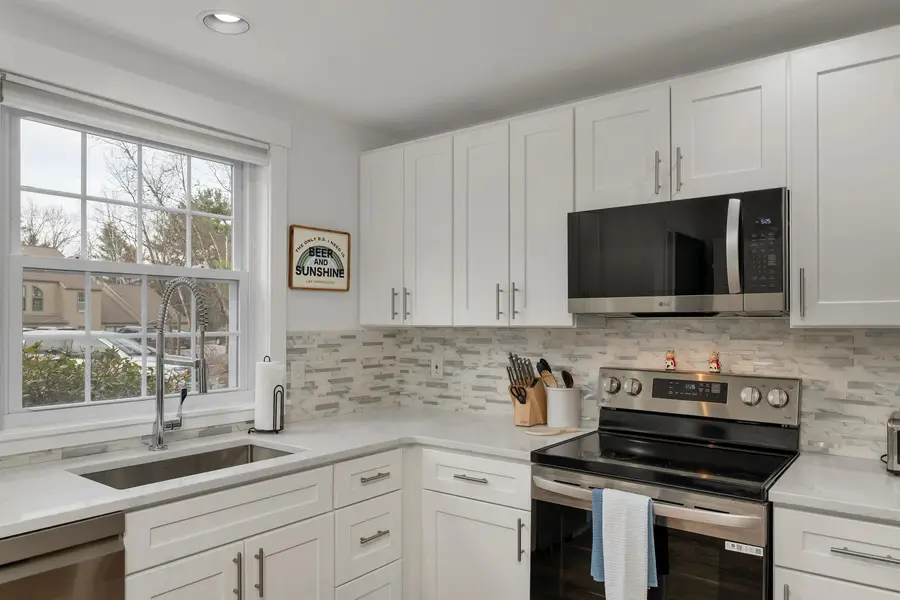 1465 Hooksett Road #303, Hooksett, NH 03106 - #3