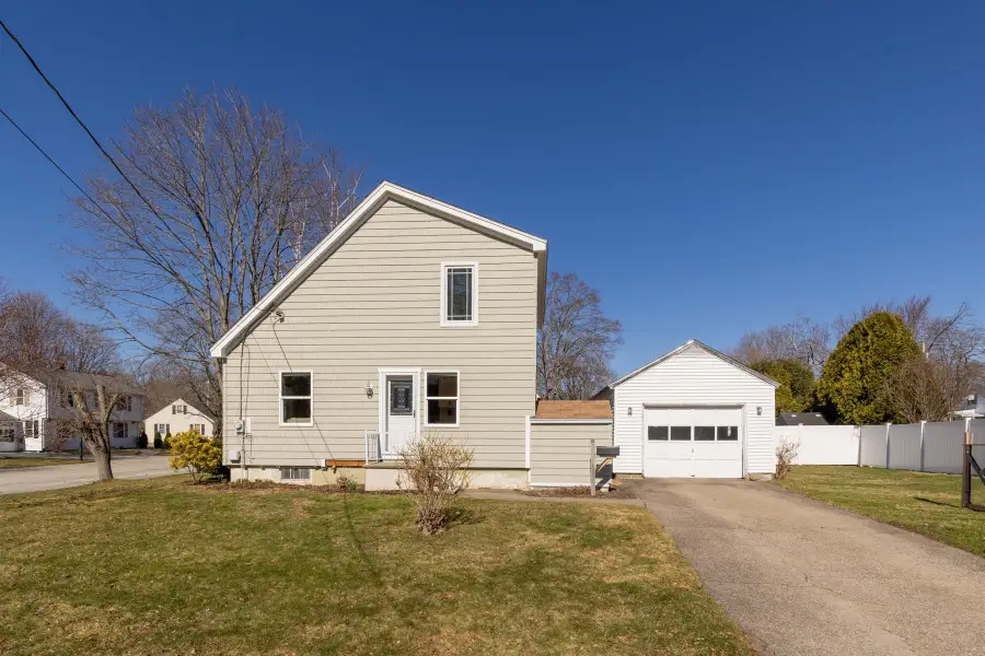 13 Elmview Circle, Dover, NH 03820 - #3