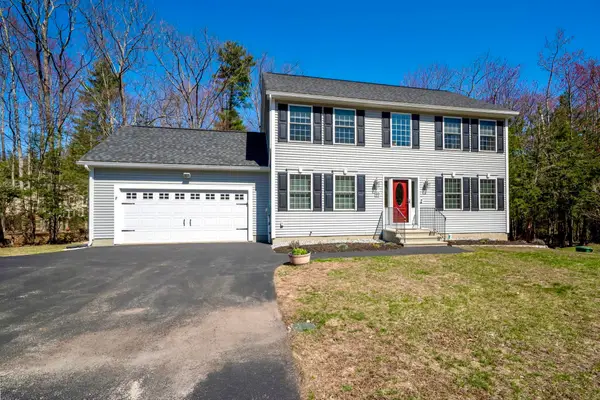 69 Falcon Ridge Road, Milford, NH 03055