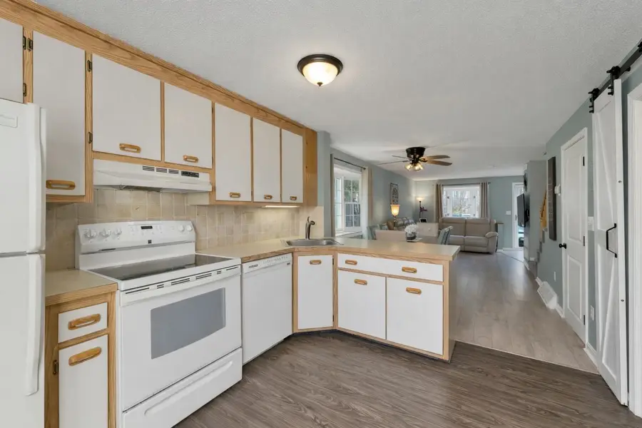 631 Fox Hollow Drive, Hudson, NH 03051 - #3