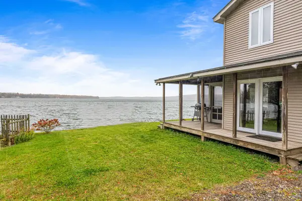 32 Dewing Road, Franklin, VT 05457