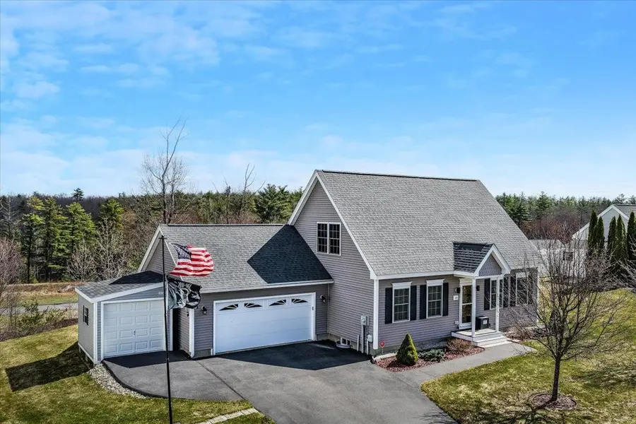 18 Crawford Lane, Hooksett, NH 03106 - #2