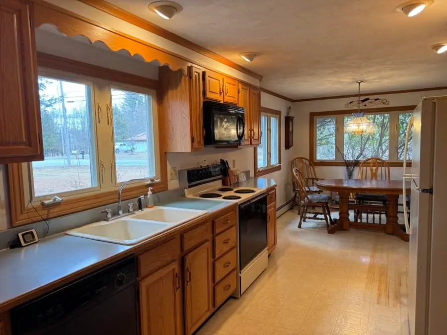 118 Winnicutt Road, Stratham, NH 03885 - #2