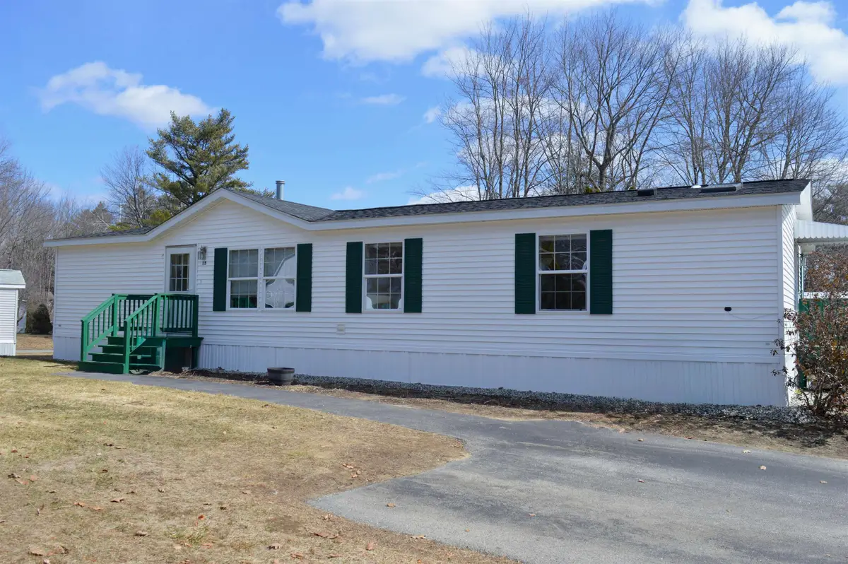 15 South Cranberry Lane, Rochester, NH 03867 - #1