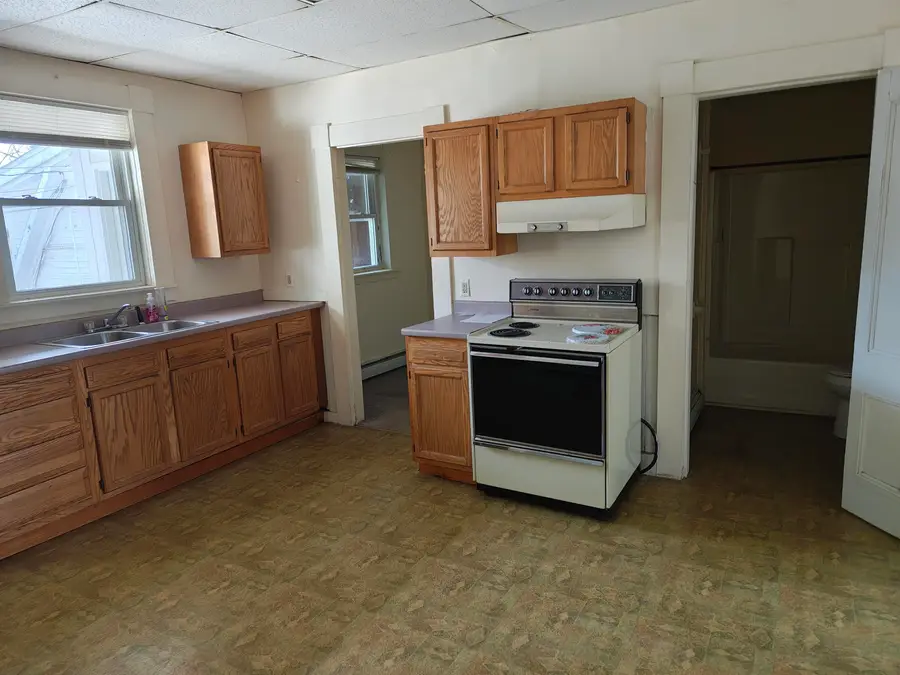 75 W Main Street, Littleton, NH 03561 - #3