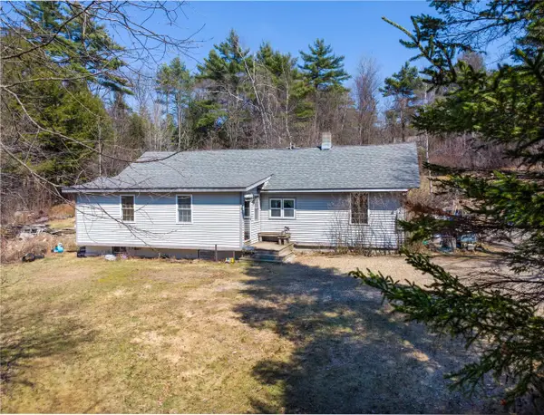 35 Dort Street, Troy, NH 03465