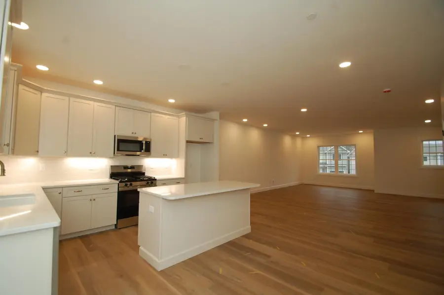 6B Dearborn Circle, Goffstown, NH 03045 - #3