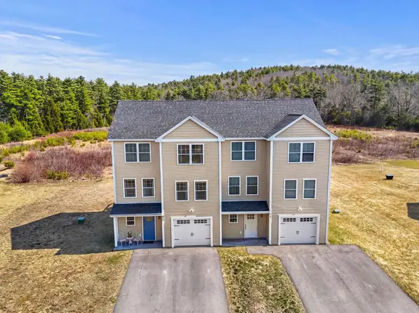 14 Waterford Drive, Raymond, NH 03077
