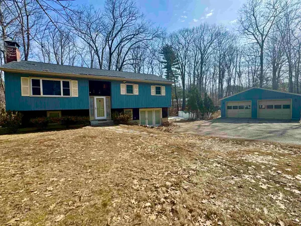 24 Jay Drive, Gilford, NH 03249