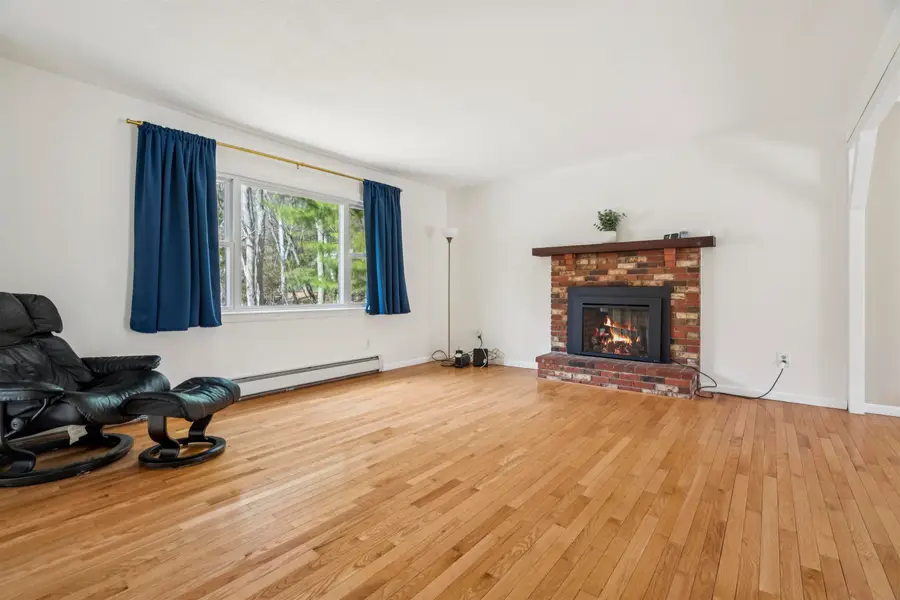 24 Jay Drive, Gilford, NH 03249 - #2