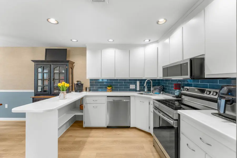 12 Heather Court, Nashua, NH 03062 - #2