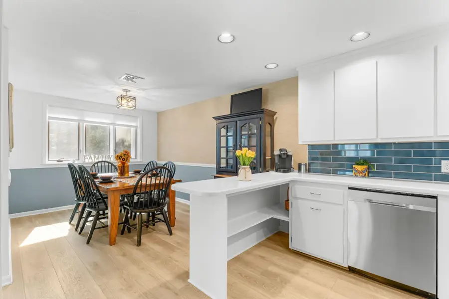 12 Heather Court, Nashua, NH 03062 - #3