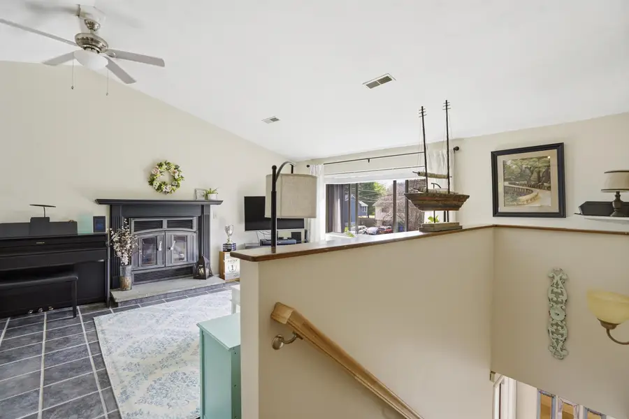 11 Olympia Circle, Nashua, NH 03062 - #3