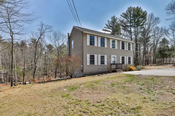 229 Bee Hole Road, Loudon, NH 03307