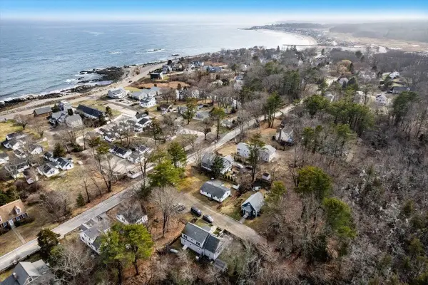 32 Porpoise Drive, Rye, NH 03870