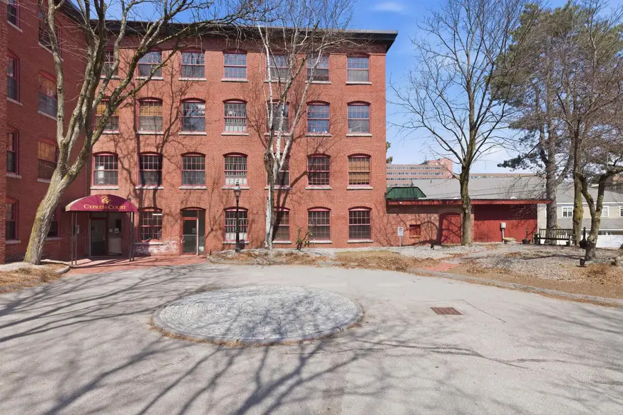 335 Cypress Street #3J, Manchester, NH 03103 - #2