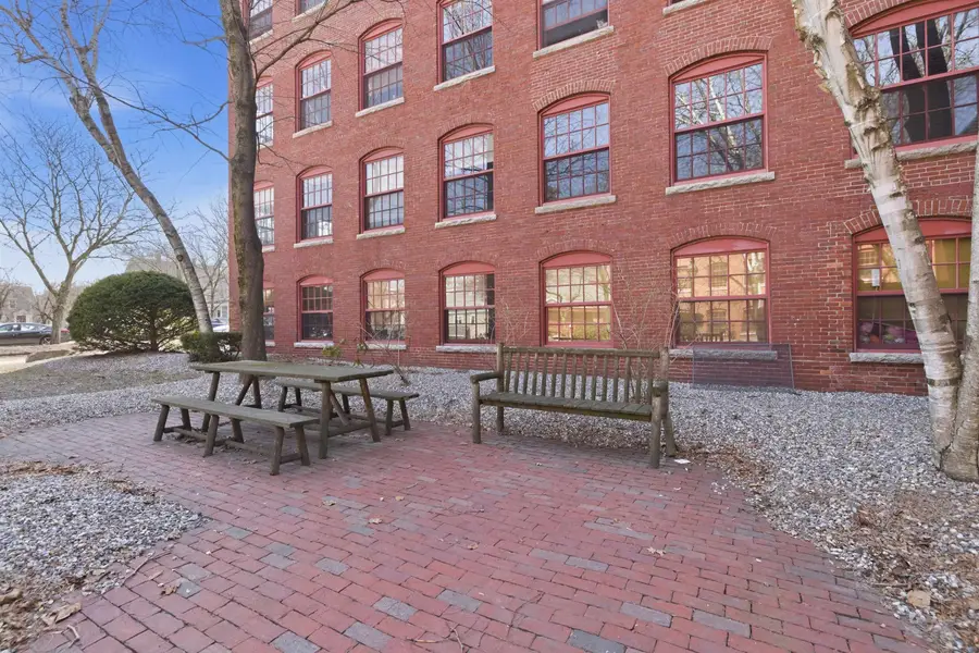 335 Cypress Street #3J, Manchester, NH 03103 - #3